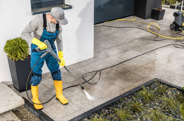 Best Deck Cleaning Services  in Sublette, KS